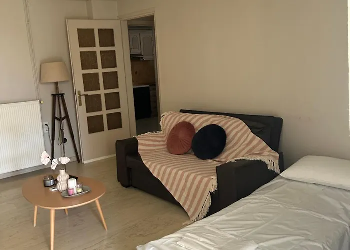 Filanthi View1 公寓 *